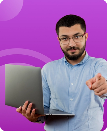 Image depicting an e-commerce professional with glasses holding a laptop against a pink background, representing voice-over tools for online retail businesses.