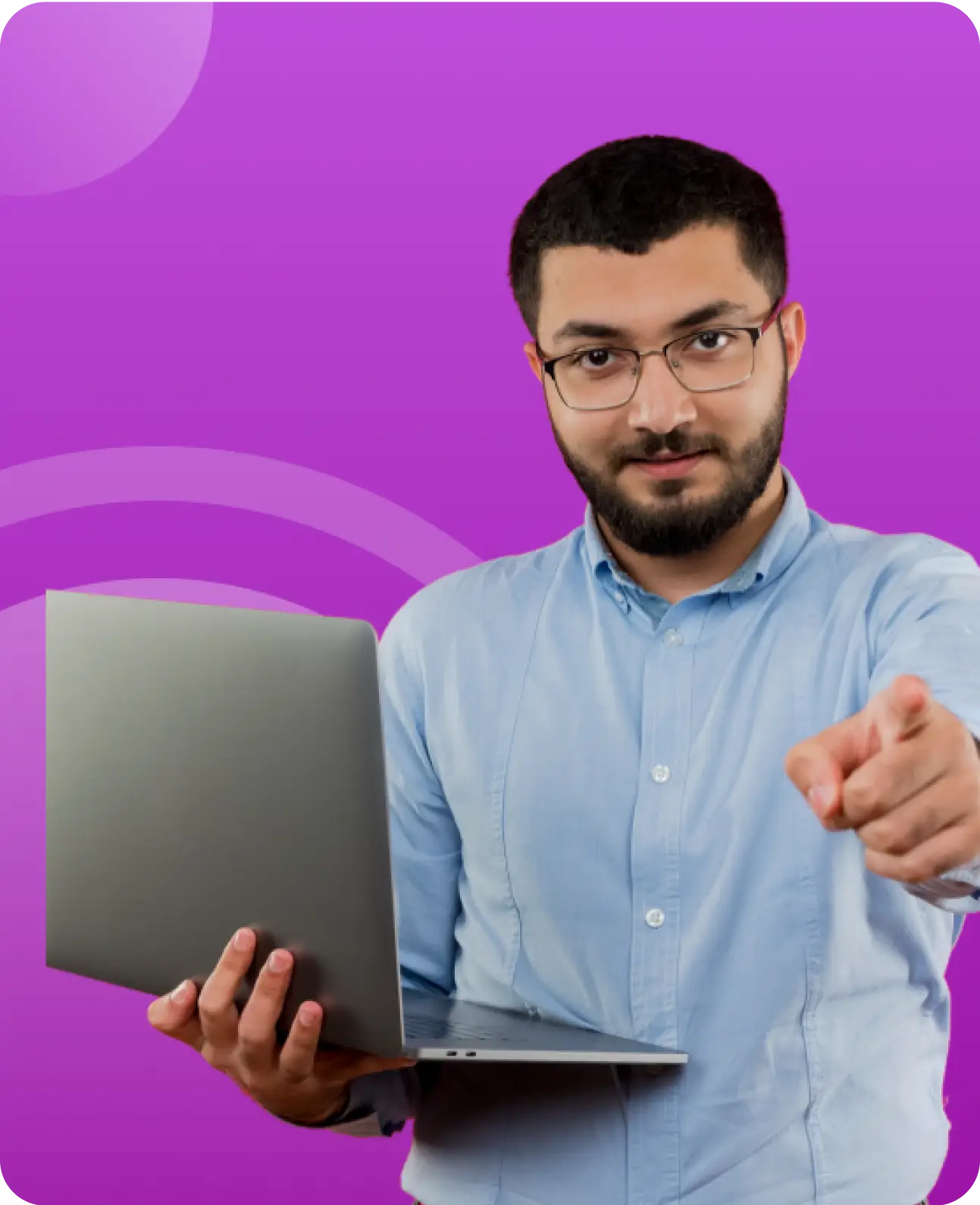 Desenvolvedores integrando a API de voz por IA do Speaktor em seus produtos.