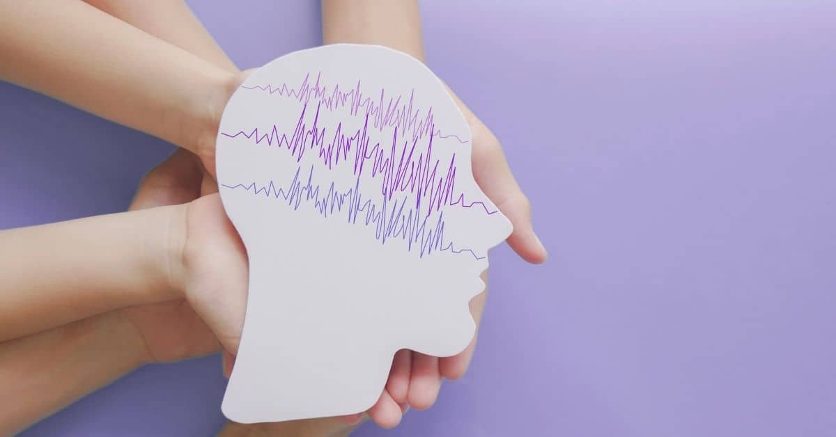 Audio and visual warnings for content that may trigger seizures
