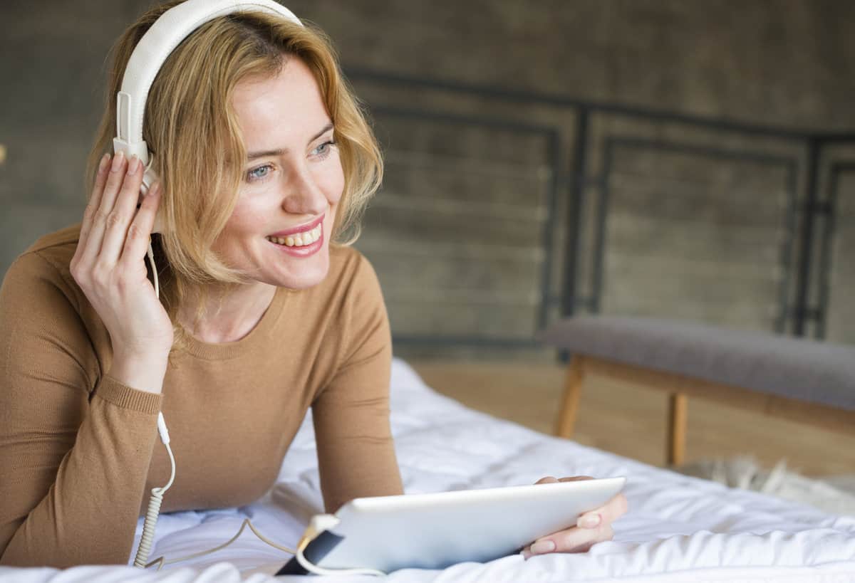 woman listening audiobooks 